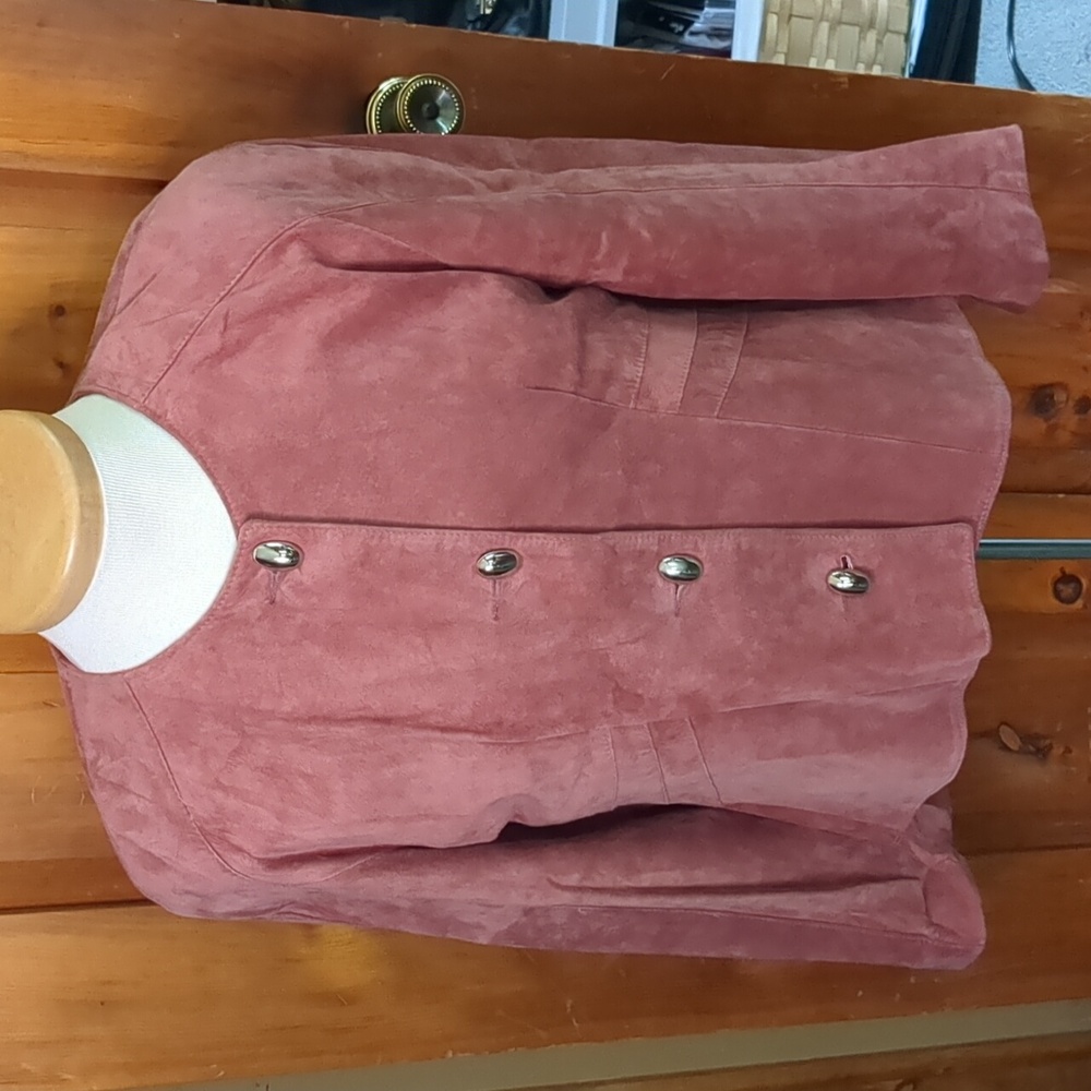 Vintage HEMINGWAY* rose coloured two piece suit jacket and skirt set button fron